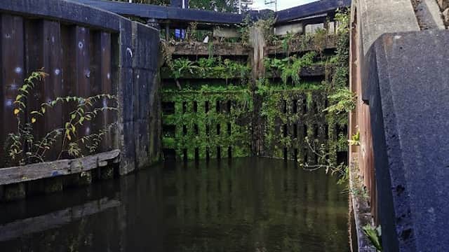 Tinsley No. 7 & No. 8 Lock - Historic Site in darnall