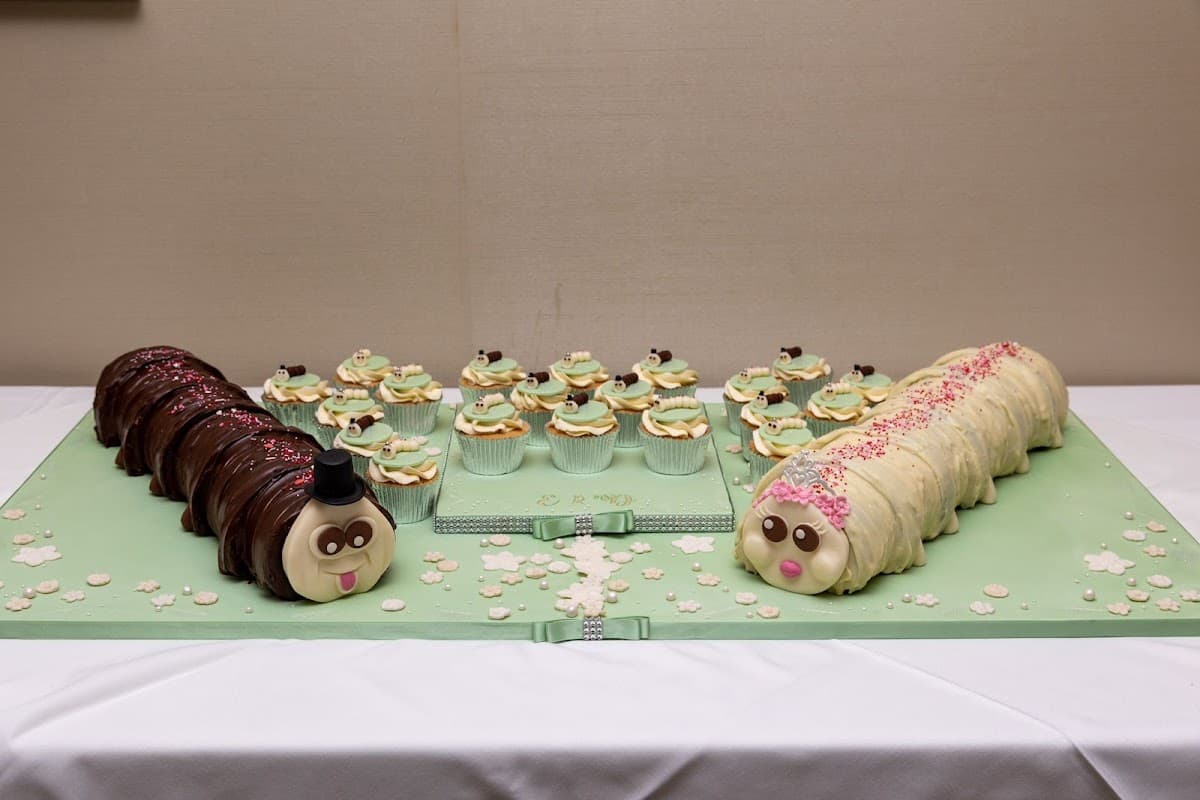Lippylicious Cakes