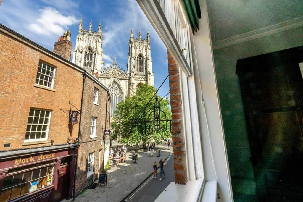 19 High Petergate