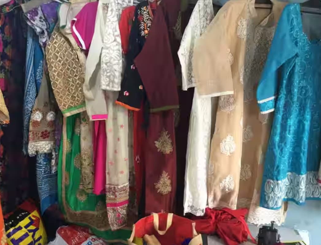 Apna desi ladies tailor
