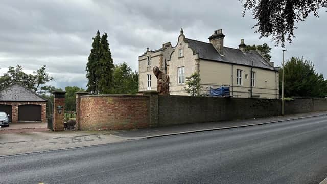 Bus Stop at The Mount - Bus Stops in malton