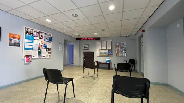 Crystal Peaks Dental Centre - Waterthorpe - Dentists in woodhouse