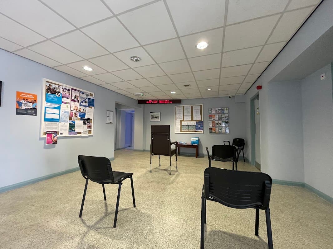 Crystal Peaks Dental Centre - Waterthorpe