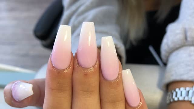 Lisa Star Nails & Beauty - Nail Salons in middlesbrough