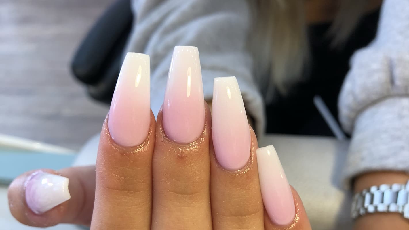 Lisa Star Nails & Beauty