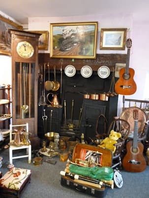 Richard Green Antiques