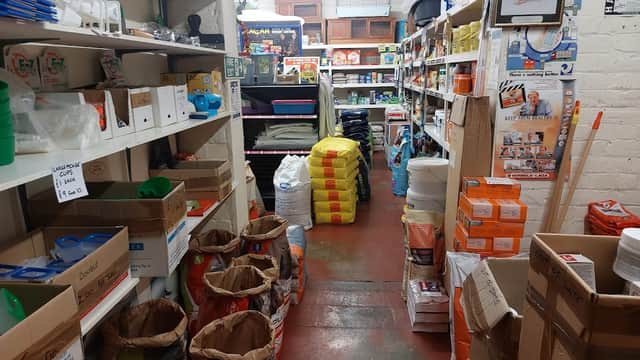 B.Leefe & Sons - Pet Shops in malton
