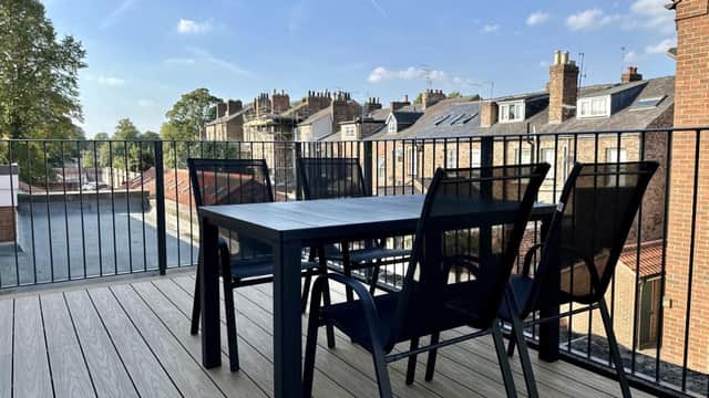 Fountain Apartment No 4 with Free Parking, York, Yorkshire