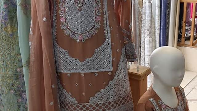 Chamak - Clothes Shops in darnall