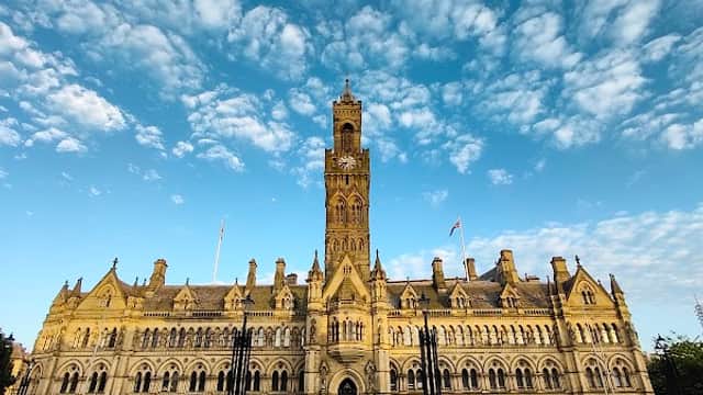 Town Hall - Public Buildings in bradford