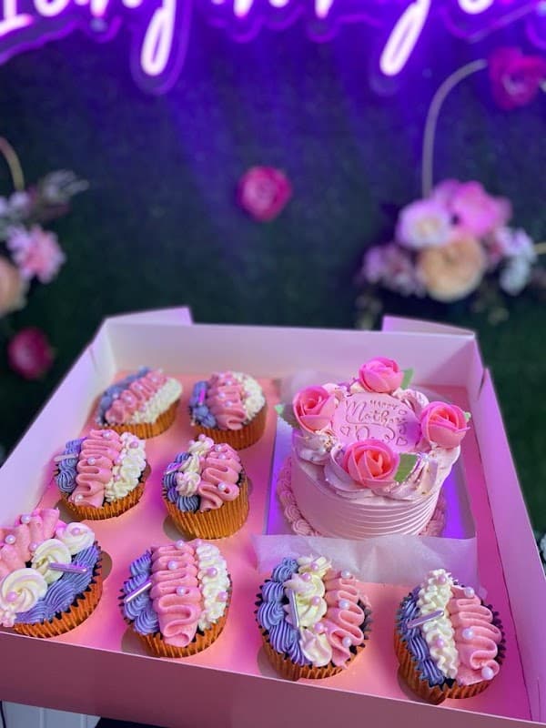Cakes & Treats