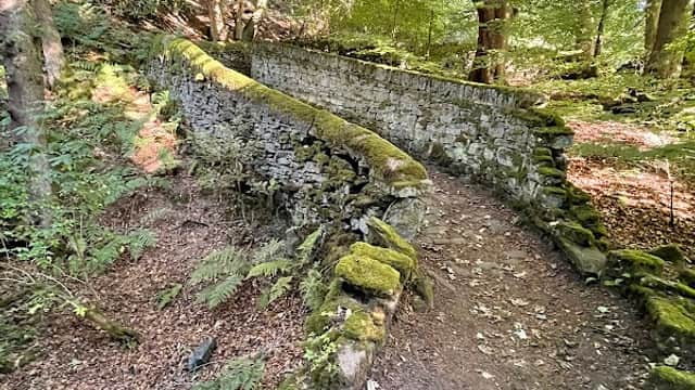 Jackson bridge - Historic Site in holme valley