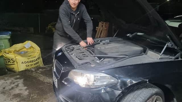 AN Autos - Garages in huddersfield