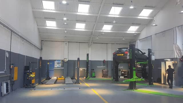 AUTOWORKS BRADFORD LTD - Garages in bradford