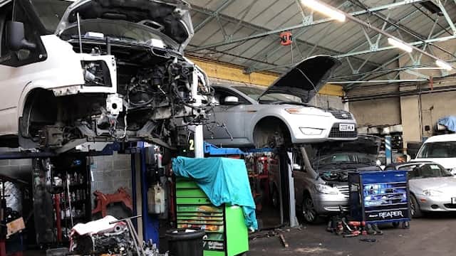High Class Motors - Garages in brighouse