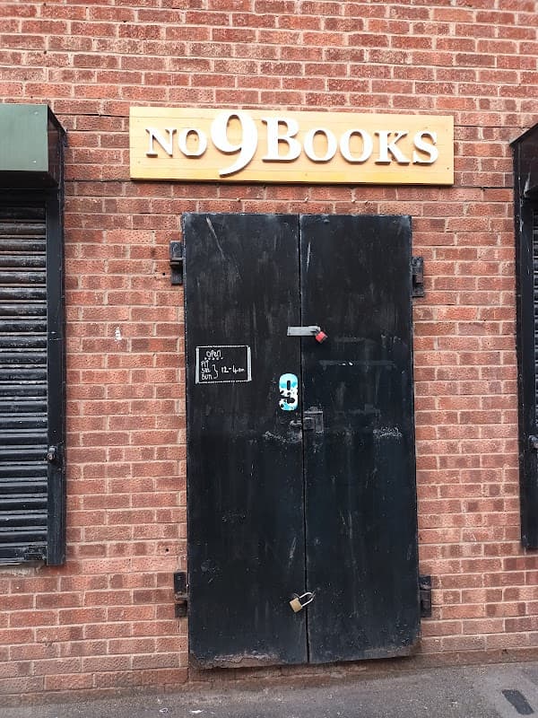 No.9 Books