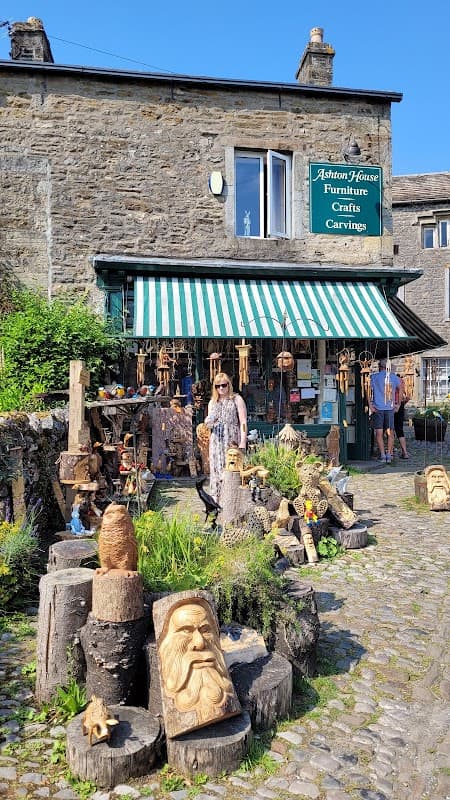 Ashton House Crafts & Carvings