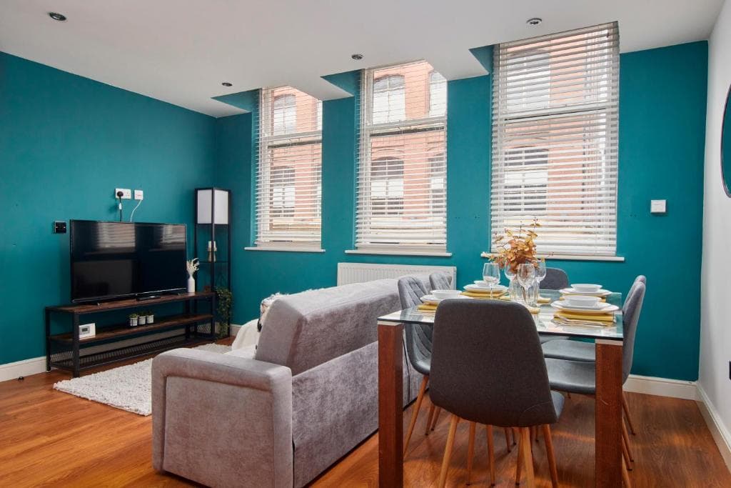 Spacious City Centre 3 Bedroom, 3 Bathroom