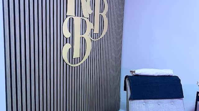 Rhee's Beauty Bar - Beauty Salons in carbrook