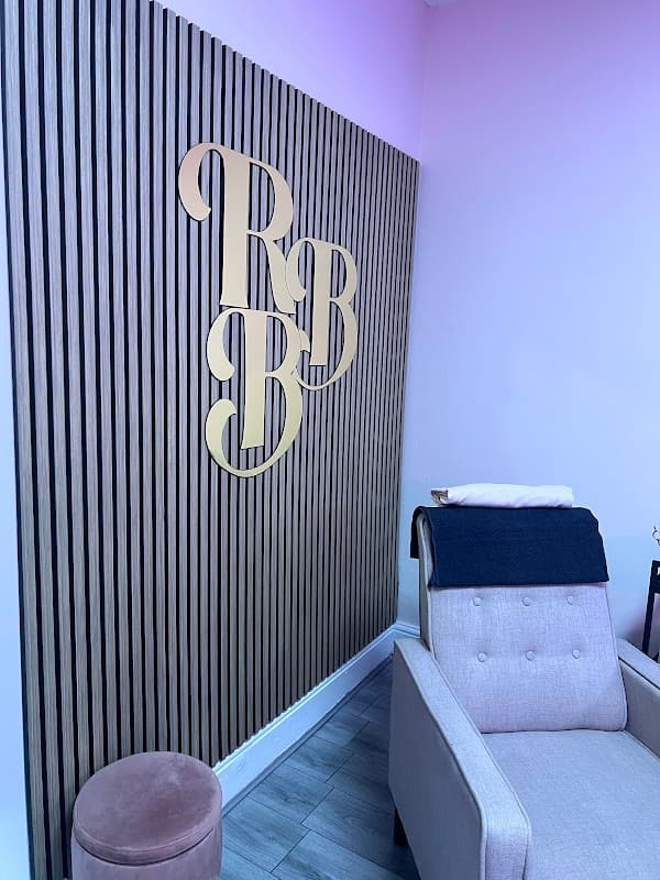 Rhee's Beauty Bar