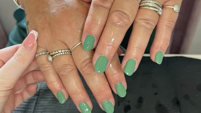 Courts Beauty - Beauty Salons in pickering