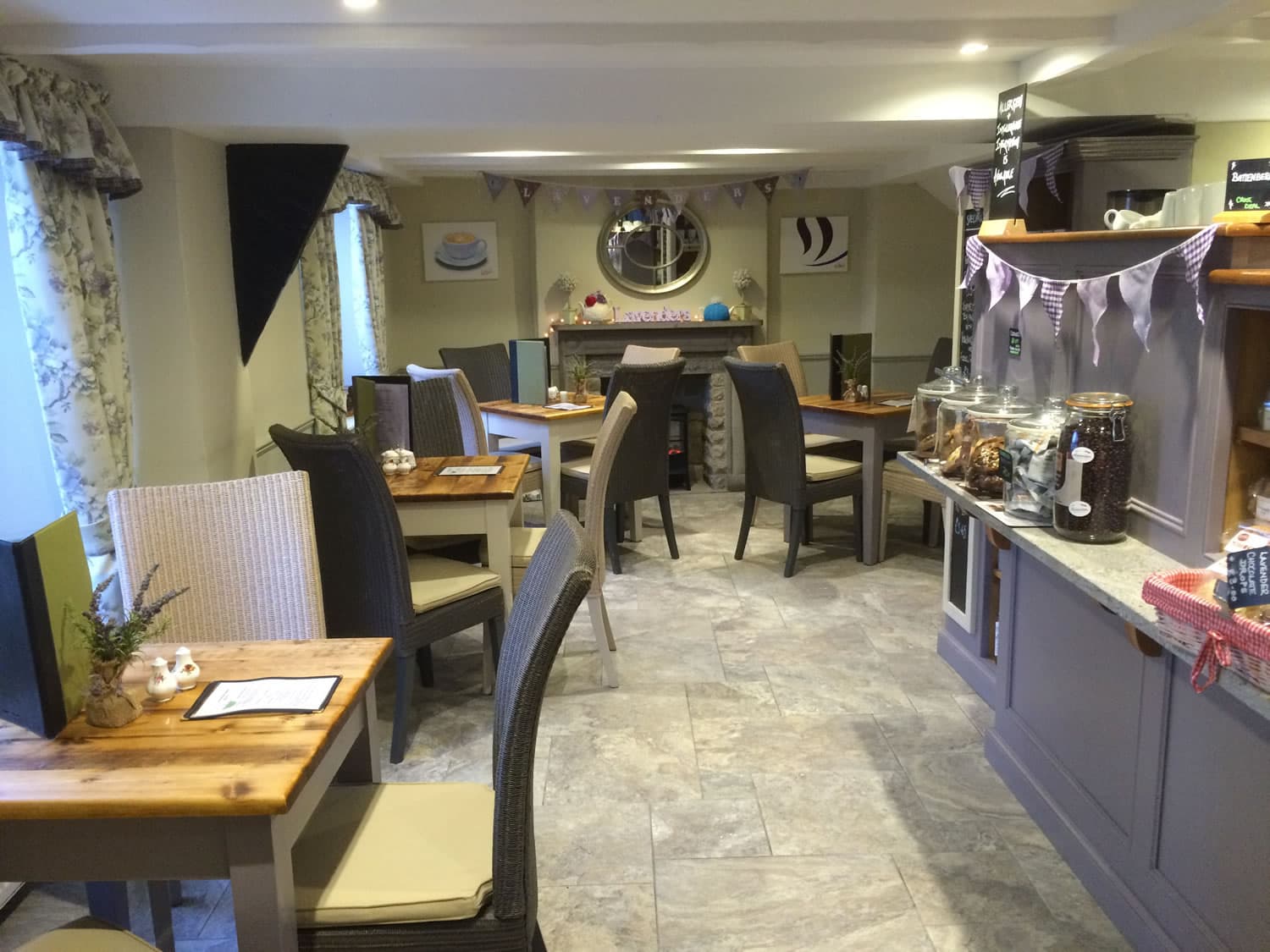Lavenders Tea Rooms, Shop & Takeaway