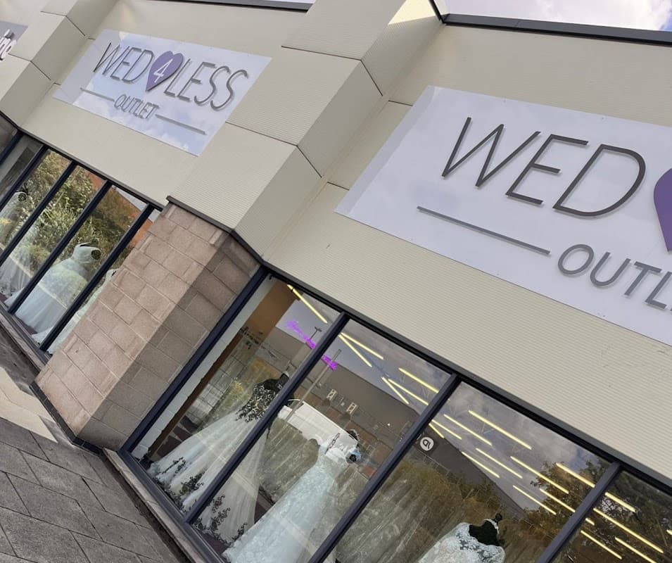 Prom4Less Outlet Rotherham | Prom Dress Outlet