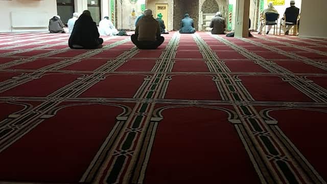 Jamia Masjid Ghousia. (HALIFAX) - Mosques in halifax