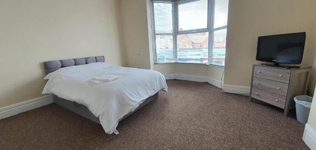 APARTMENT in CENTRAL DONCASTER