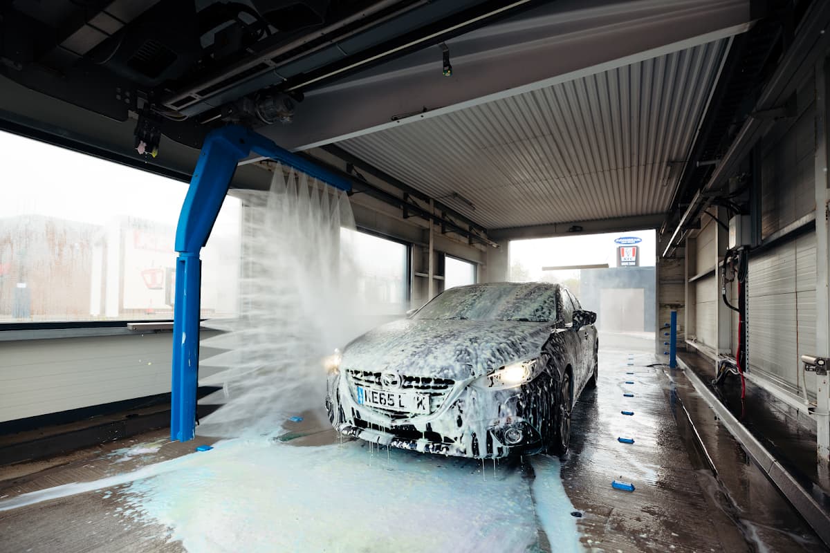 Moonbeam Car Wash Hull