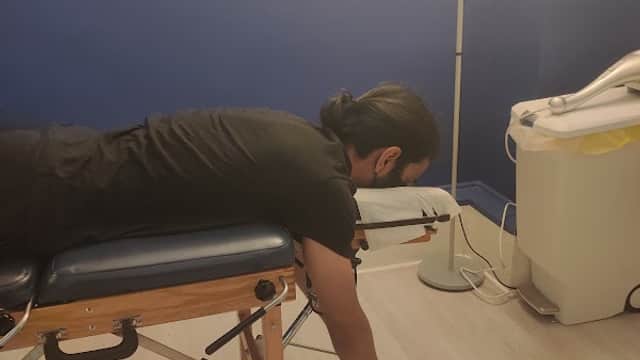 Life and Care - Leeds Chiropractor Clinic - Calverley - Chiropractors in farsley