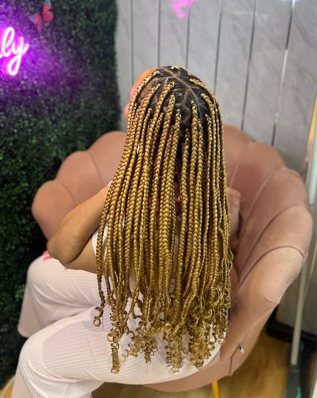 LEVEL UP HAIR AND BEAUTY SALON