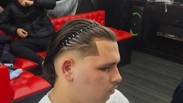 Prestigious barbers - Barbers in killingbeck