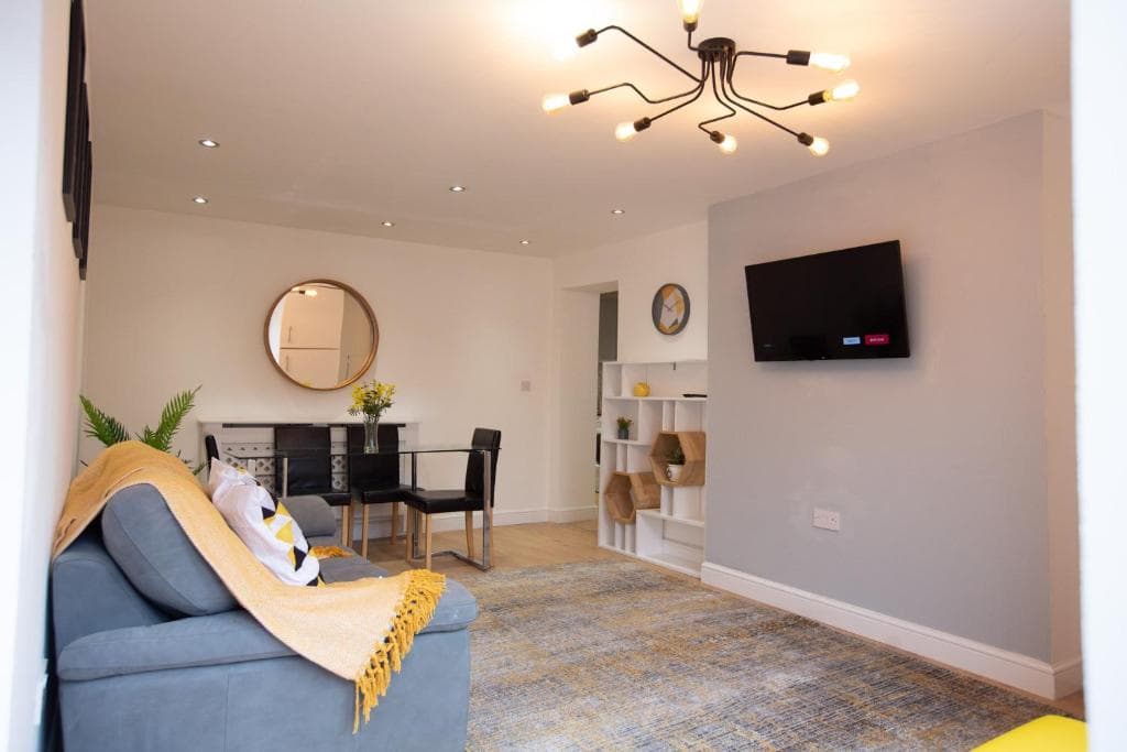 CityHost - Leeds Apartments