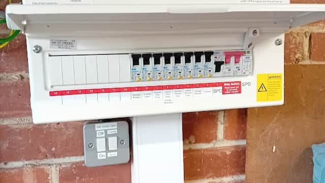 B T Electrical - Electricians in bingley