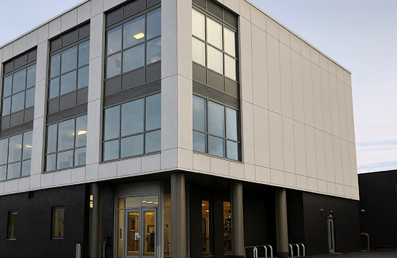 CCES VAC-SERVICES