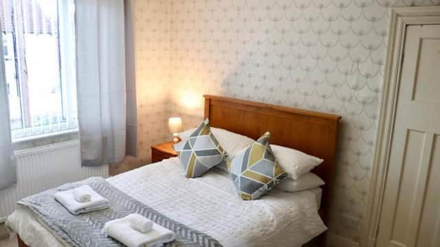 Accommodation at EXQUISITE FOLK VICTORIAN ONE-BED HOUSE: in leeds