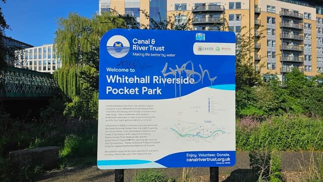 Whitehall Riverside Pocket Park - Park in leeds