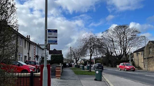 Bus Stop at Leeds Rd Wyvil Road - Bus Stops in ilkley