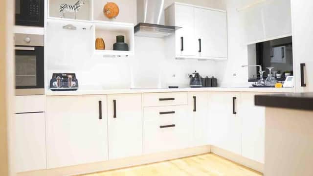Accommodation at Tower Central Apt l 3 Bed Sleeps 5 l Free Parking) in york