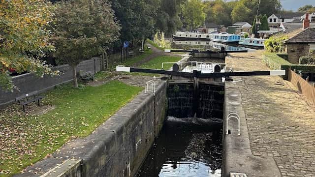 Shepley Bridge Lock 18 - Historic Site in mirfield