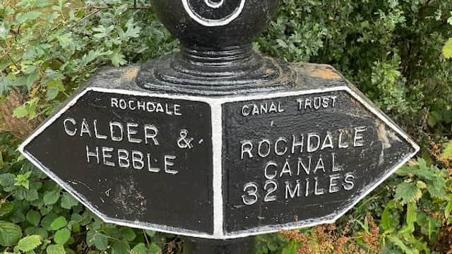 Calder & Heble - Rochdale Canal Milestone - Historic Site in sowerby bridge