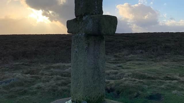 Cowpers Stone Cross - Historic Site in ilkley