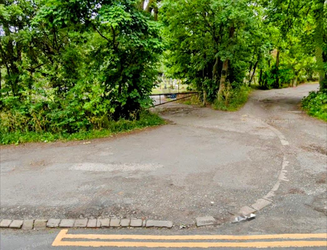 New Adel lane entrance to lawnswood cemetery