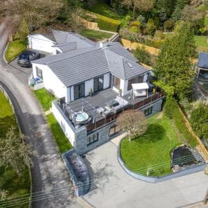Eldwick Villa