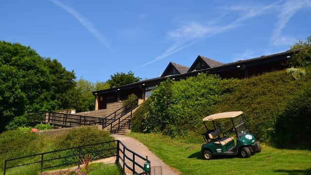 Hillies Pavilion - Golf Course in wombwell