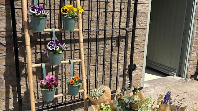 Barn & Brush By Emma - Gift Shops in holme valley