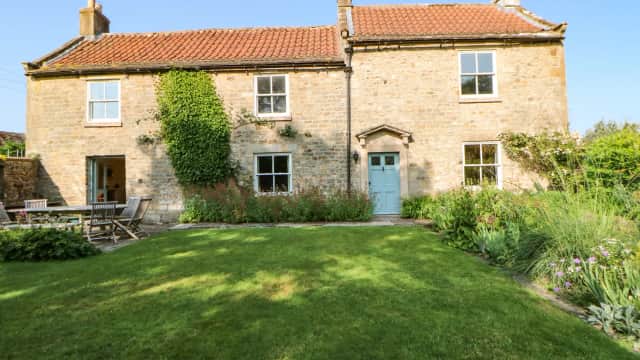 Accommodation at Mill Farm House in ravensworth