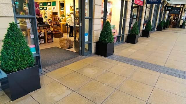 Doncaster Lakeside Outlet - Outlet Stores in doncaster