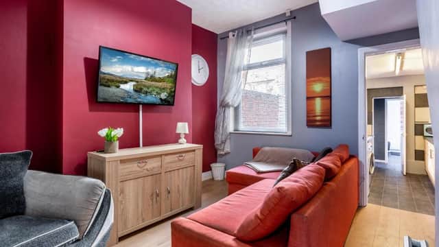 Accommodation at 4 bedroom Town Centre Town House free parking and Wi-Fi in middlesbrough